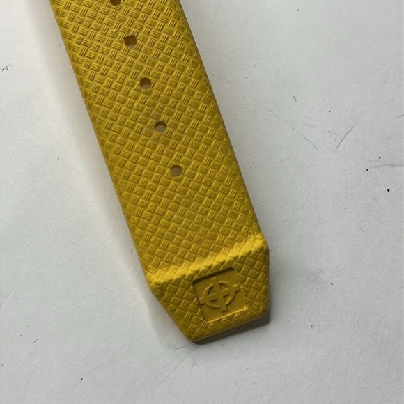 Zodiac Sea Dragon 100m Chronograph Diver Yellow Dial Yellow Rubber Swiss Watch - Picture 5 of 10